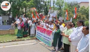 उत्तरकाशी: कांग्रेस ने सड़क और स्वास्थ्य सेवाओं को लेकर किया विरोध प्रदर्शन, डीएम को सौंपा मांग पत्र…
