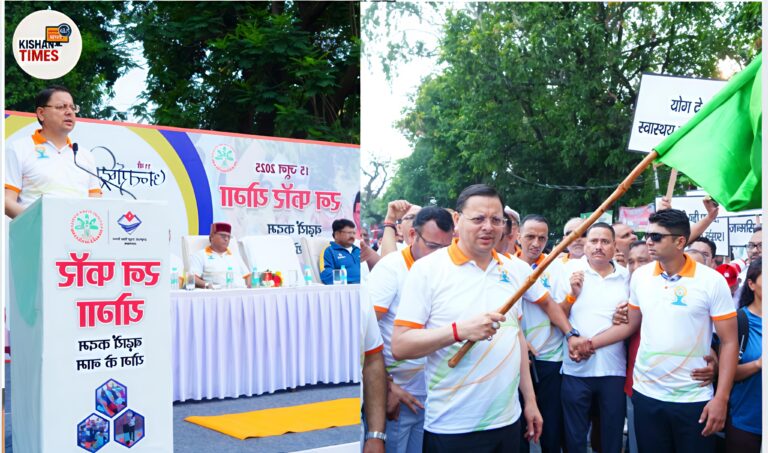 एम.के.पी कॉलेज देहरादून में योग मार्च में भाग लेते हुए मुख्यमंत्री पुष्कर सिंह धामी