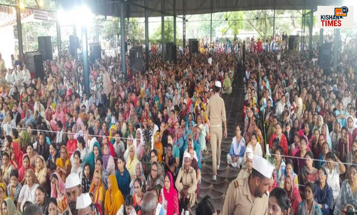 हरिद्वार में निरंकारी महिला संत समागम में जुटी श्रद्धालुओं की भीड़