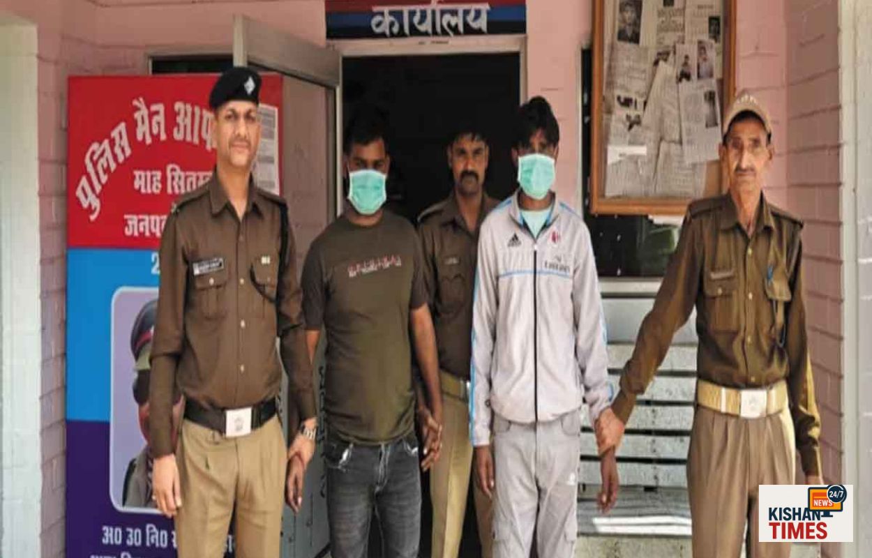 "हरिद्वार पुलिस टीम द्वारा कार्तिक पूर्णिमा से पहले हरकी पैड़ी क्षेत्र में कार्रवाई करते हुए"