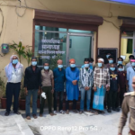 पिरान कलियर दरगाह क्षेत्र में ऑपरेशन प्रहार के तहत संदिग्ध व्यक्तियों पर कार्रवाई करती हरिद्वार पुलिस।