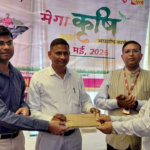 हरिद्वार में आयोजित पंजाब नेशनल बैंक के Mega Agriculture Outreach Program में किसानों को कृषि ऋण योजनाओं की जानकारी देते बैंक अधिकारी।